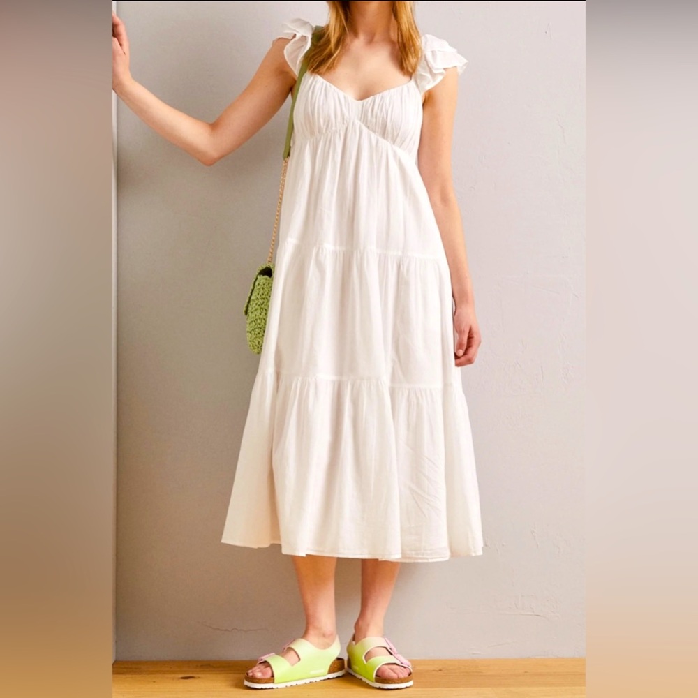 Abercrombie & Fitch White Maxi Dress